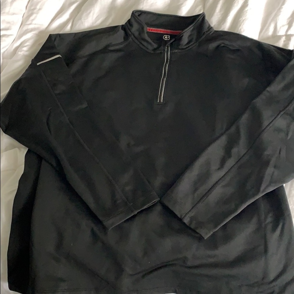 Men’s half zip top XL